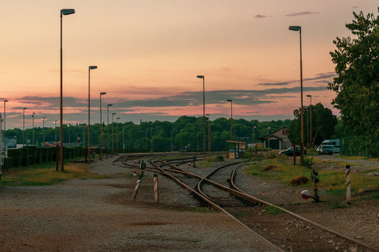 Alte Gleisanlagen in Pula